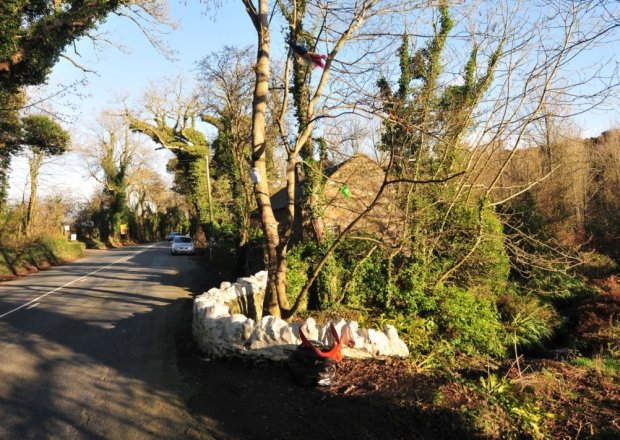 The bridge after the removal of the devotional material.